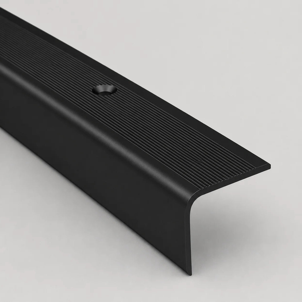 41 x 26.6mm Anodised Aluminium Non Slip Ribbed Treads Stair Nosing Edge Trim In Black Color