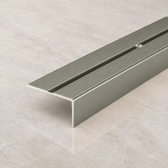 40x20mm Anodised Aluminium Stair Nosing In Champagne Color