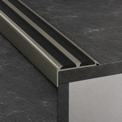 36 x 20 mm Non-Slip Aluminium Stair Nosing – Anodised Edge Trim Champagne with black rubber