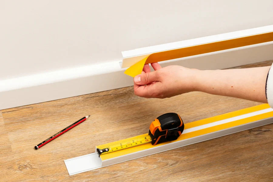 Self-Adhesive White PVC Plastic Cover Mini Cable Trunking Wire Conduit