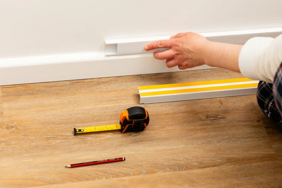 Self-Adhesive White PVC Plastic Cover Mini Cable Trunking Wire Conduit