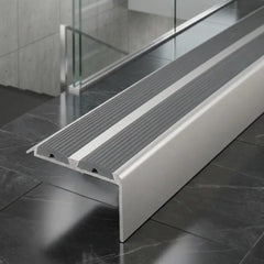 silver aluminium anti slip stair nosing with grey Rubber