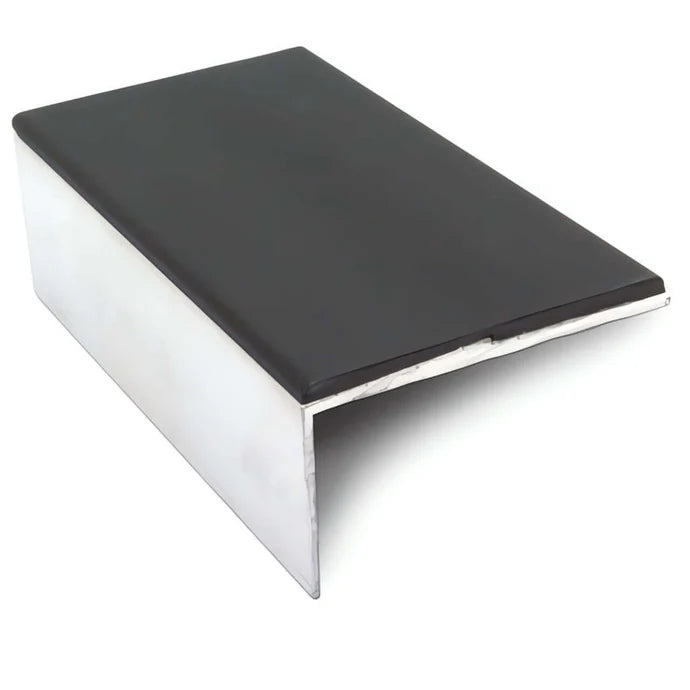 NXFS05 – 62 x 33mm Straight Aluminium Safety Stair Nosing